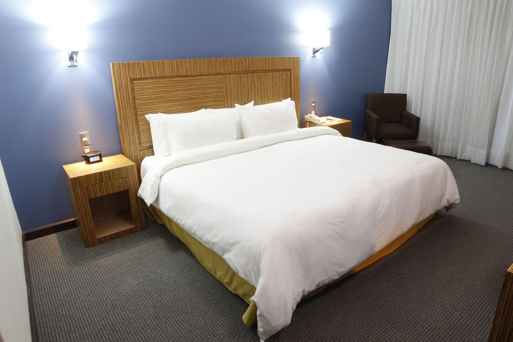 Radisson Hotel & Convention Center טולוקה מראה חיצוני תמונה