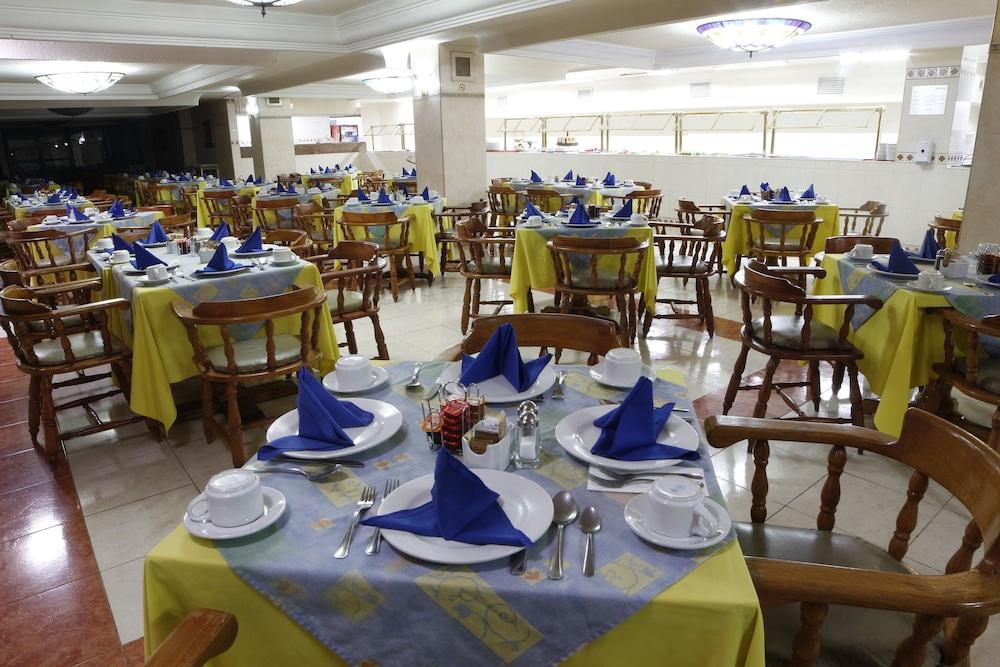 Radisson Hotel & Convention Center טולוקה מראה חיצוני תמונה
