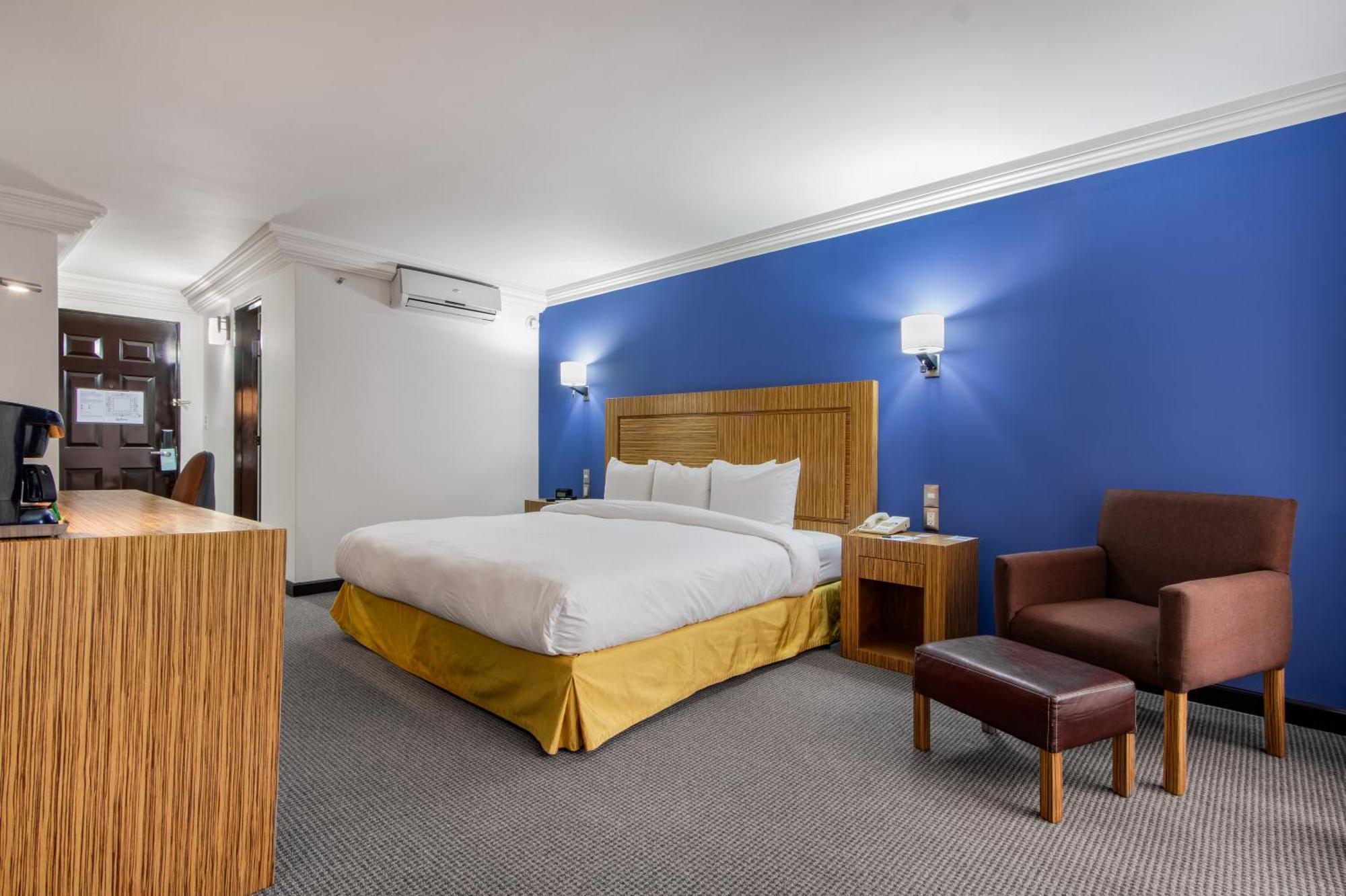 Radisson Hotel & Convention Center טולוקה מראה חיצוני תמונה